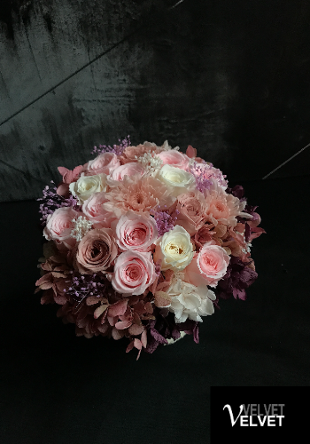 おしゃれなデザインのプリザーブドフラワーブランドVELVET